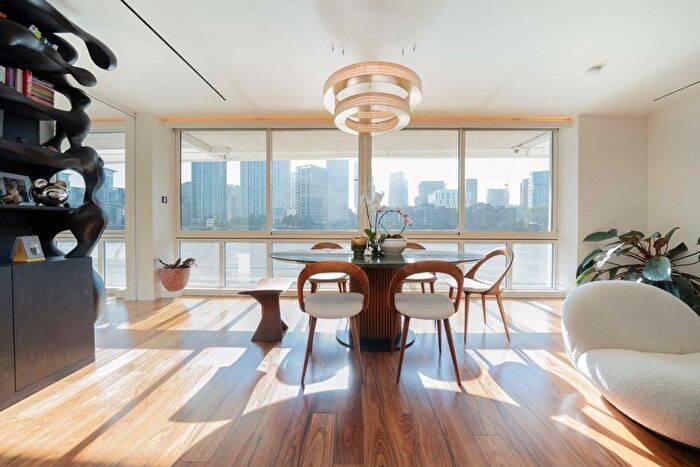 1 Bedroom Flat To Rent In Grosvenor Road, Pimlico, SW1V