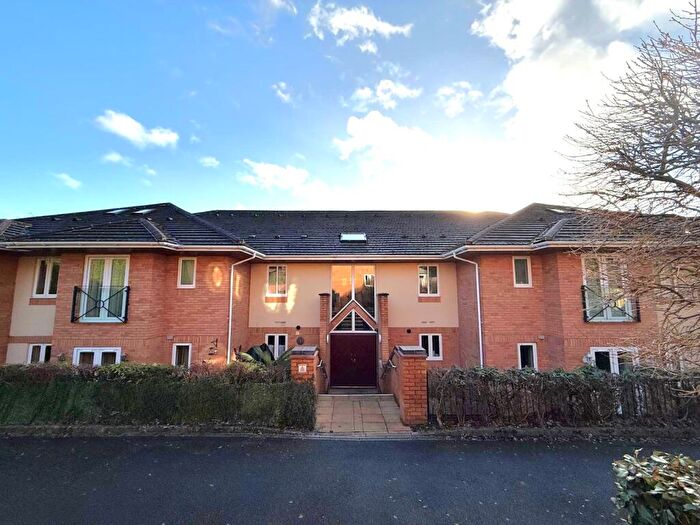 2 Bedroom Duplex For Sale In Oldnall Road, Kidderminster, DY10
