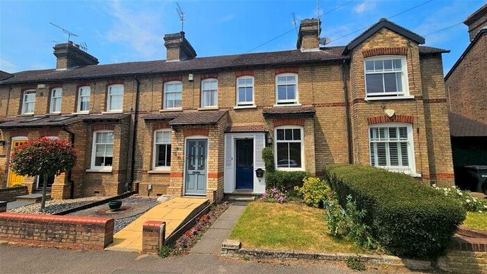 2 Bedroom Terraced House To Rent In Cornwall Road, Harpenden, AL5