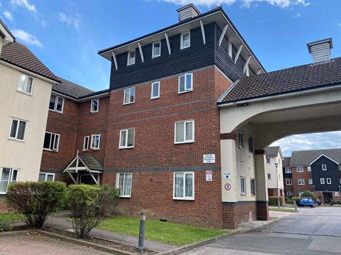 1 Bedroom Apartment To Rent In Mandeville Court, London, E4