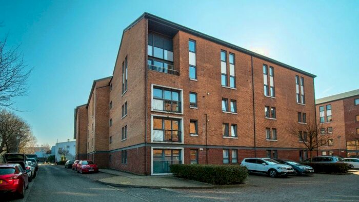 2 Bedroom Flat To Rent In Minerva Way, Finnieston, Glasgow, G3