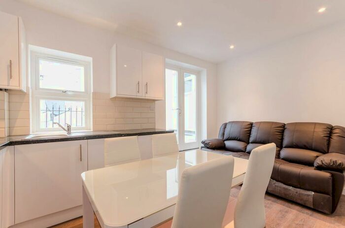 1 Bedroom Flat To Rent In Homer Street, Marylebone, London, W1H