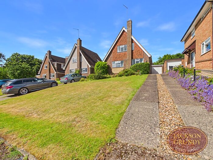 3 Bedroom Detached House For Sale In Spring Lane, Flore, NN7