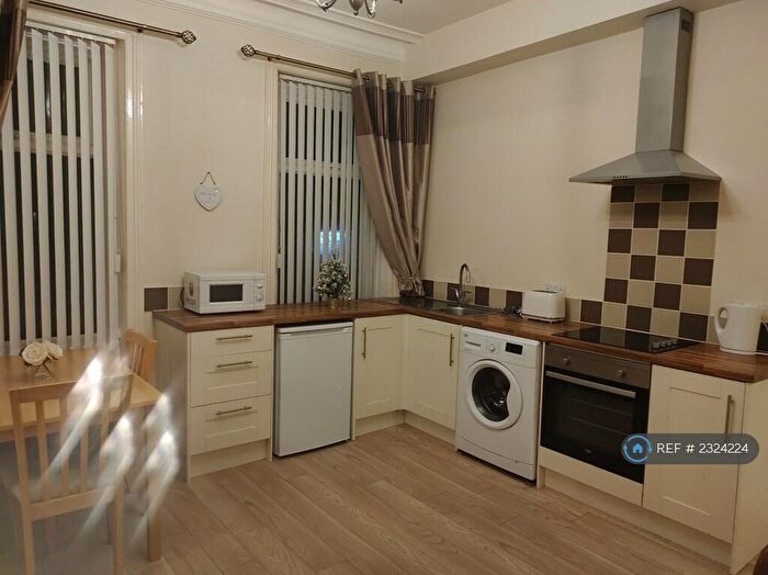 2 Bedroom Flat To Rent In Featherstone Street, Sunderland, SR6