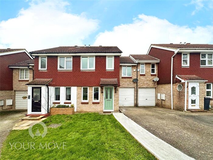 3 Bedroom Terraced House For Sale In Bremner Close, Swanley, Kent, BR8