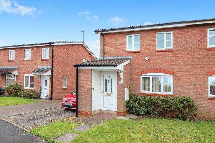 1 Bedroom Flat To Rent In Bader Road, Wolverhampton, West Midlands, WV6