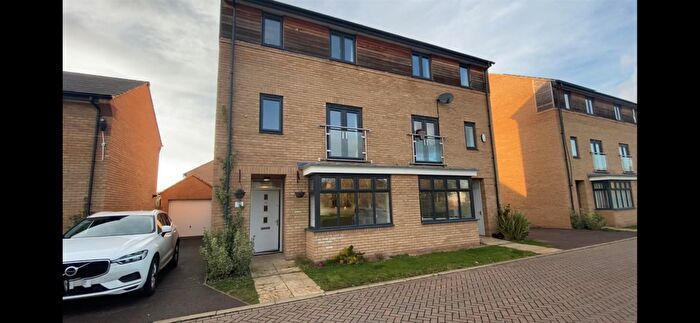 4 Bedroom Semi-Detached House To Rent In Tern Drive, St. Ives, PE27