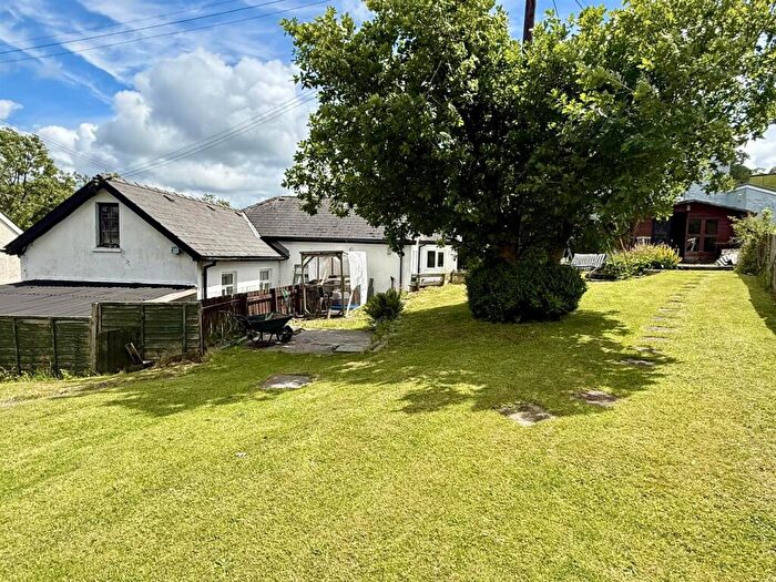 2 Bedroom Detached House For Sale In Rhydowen, Llandysul, SA44