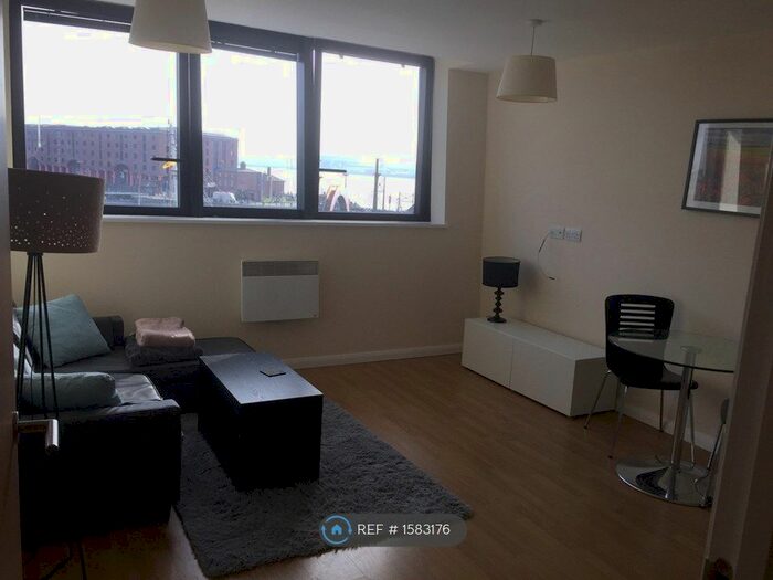 1 Bedroom Flat To Rent In Mann Island, Liverpool, L3