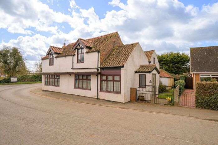 4 Bedroom Detached House For Sale In Main Road, Willoughby, LN13