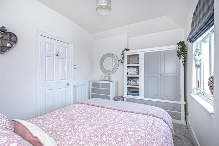 2 Bedroom Flat To Rent In Chapmans Place, Elie, Leven, KY9
