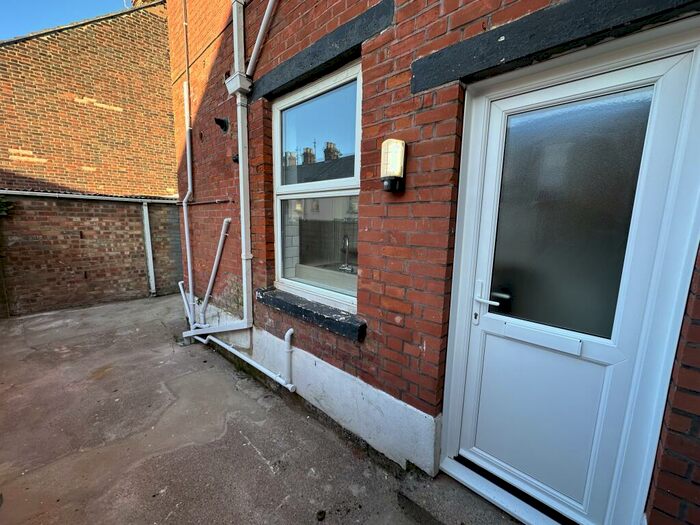 1 Bedroom Flat To Rent In George Street, Great Yarmouth, NR30