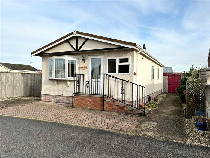 3 Bedroom Park Home For Sale In Hope Lodge Brocklesby Park Homes, Bridge Street, Brigg, DN20