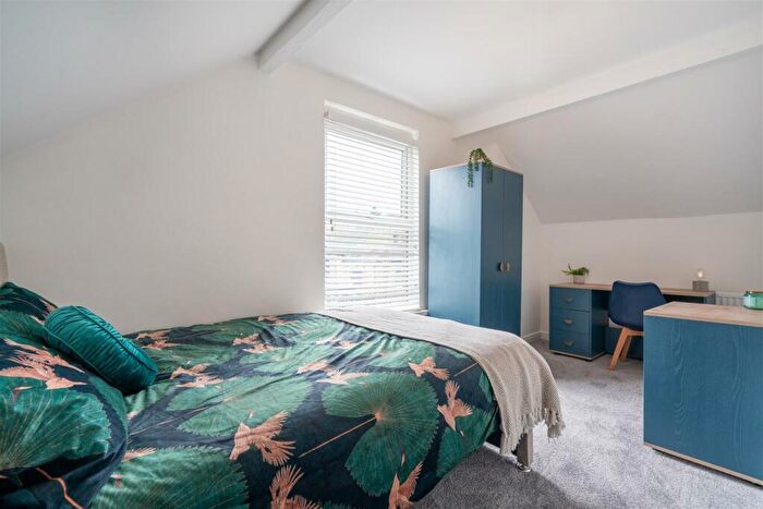 6 Bedroom House To Rent In Commonside, Sheffield, S10