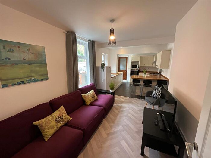 5 Bedroom Terraced House To Rent In Richmond Road - Student House - /, LN1