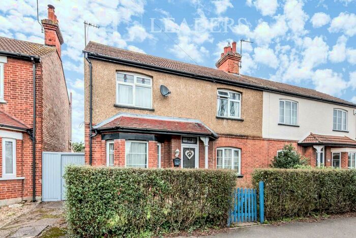 4 Bedroom Town House To Rent In Goldington Road, Bedford, MK40