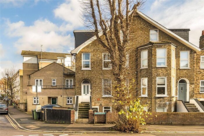 2 Bedroom Flat For Sale In Eastdown Park, Lewisham, London, SE13