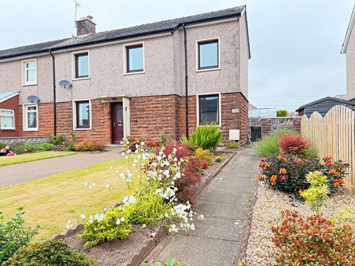 3 Bedroom End Of Terrace House For Sale In Hamilton Avenue, Dumfries, DG2