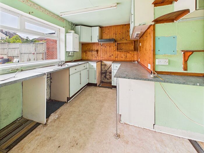 2 Bedroom Semi-Detached House For Sale In Snowshill Drive, Wigan, WN3