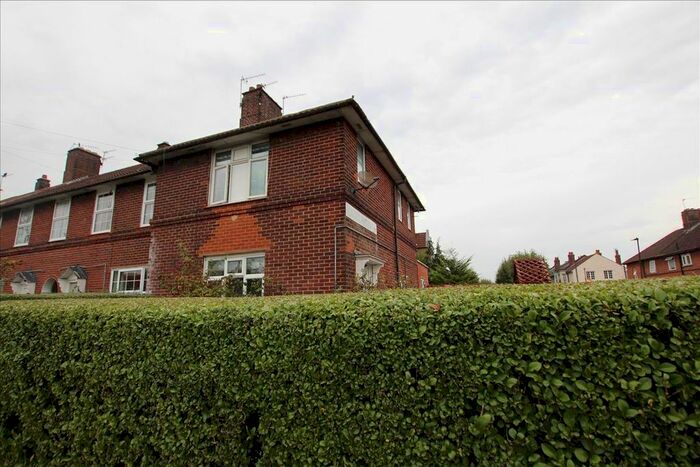 3 Bedroom End Of Terrace House To Rent In The Roundway, Tottenham, London, N17