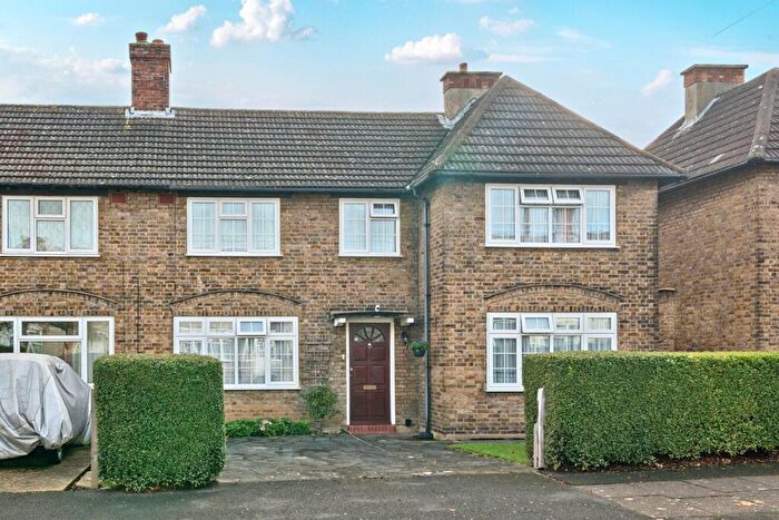 4 Bedroom Semi-Detached House For Sale In Raymond Road, Beckenham, Kent, BR3