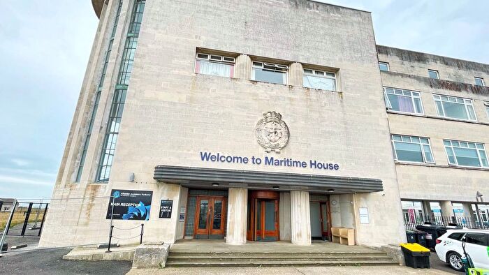 1 Bedroom Studio For Sale In Maritime House, Southwell, DT5