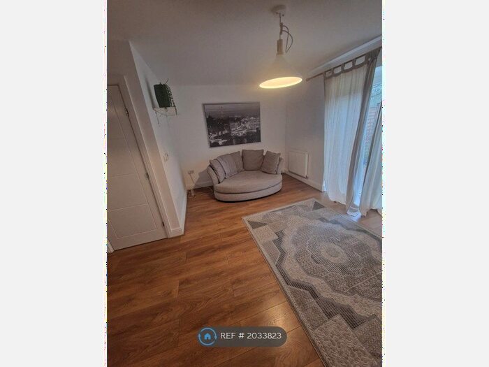 3 Bedroom Semi-Detached House To Rent In Hampden Square, Upper Heyford, Bicester, OX25