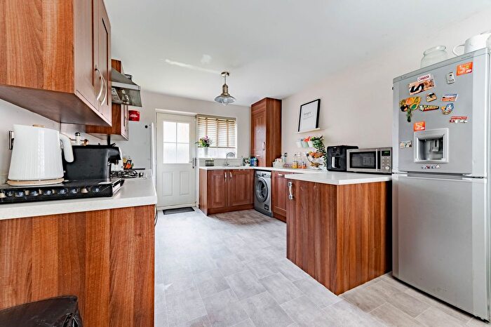 4 Bedroom Detached House For Sale In Robin Avenue, Harleston, IP20