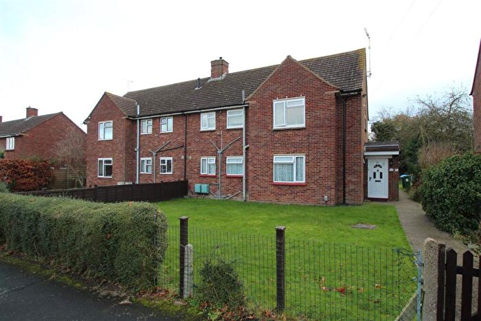 2 Bedroom Maisonette To Rent In Fremantle Road, Aylesbury, HP21