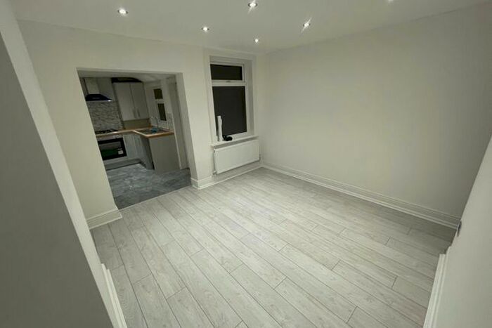 2 Bedroom Terraced House To Rent In Burton Road, Swadlincote, DE11