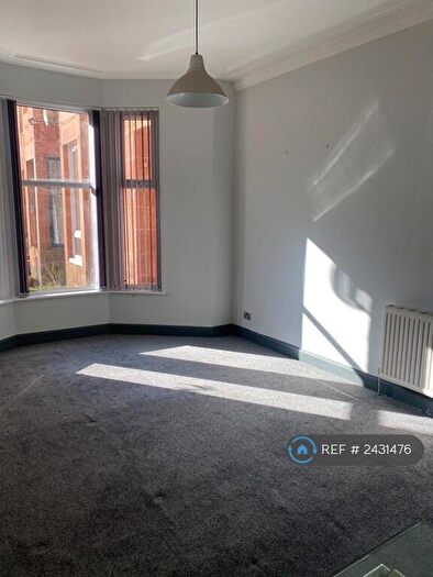 2 Bedroom Flat To Rent In Springhill Gardens, Glasgow, G41