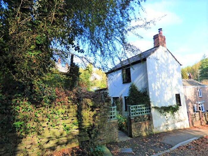 1 Bedroom Semi-Detached House For Sale In The Little House, GL15