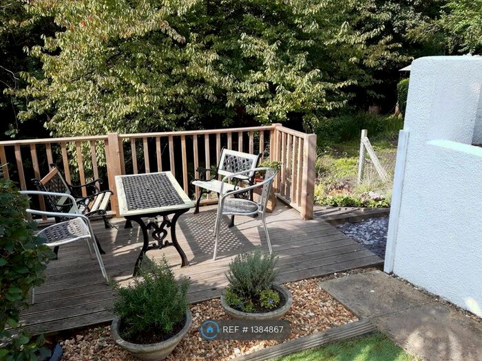 4 Bedroom Semi-Detached House To Rent In Cottrell Road, Bristol, BS5