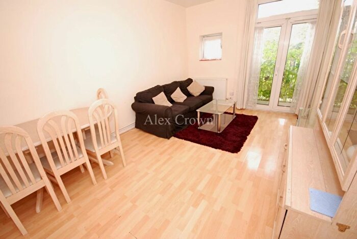 4 Bedroom Flat To Rent In Dombey Street, London, WC1N