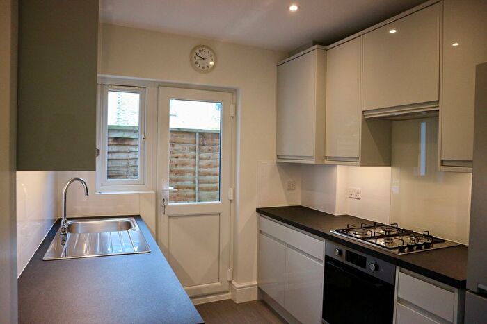 2 Bedroom Flat To Rent In Sidney Road, London, E7