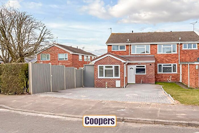 4 Bedroom Semi-Detached House To Rent In Blandford Drive, Coventry, CV2