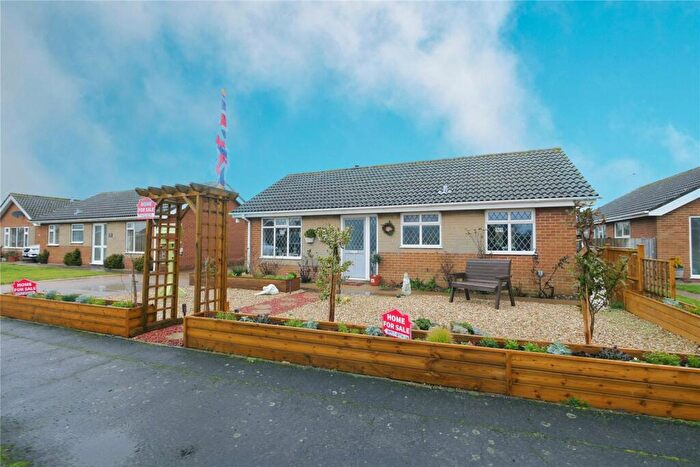2 Bedroom Bungalow For Sale In Hillside Avenue, Sutton-on-Sea, Mablethorpe, Lincolnshire, LN12