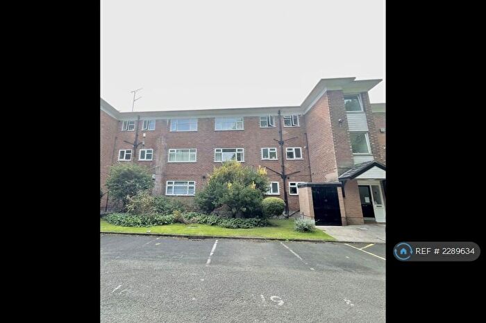 2 Bedroom Flat To Rent In Riverside Court, Manchester, M20
