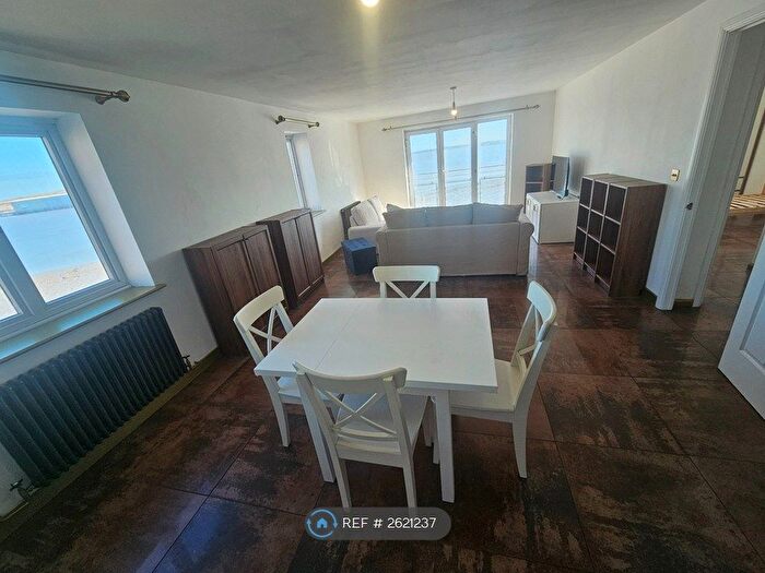 2 Bedroom Flat To Rent In Chichester Wharf, Erith, DA8