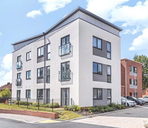 2 Bedroom Apartment To Rent In Ruhemann Street, Reading, RG30