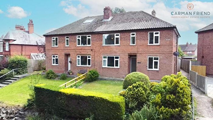 2 Bedroom Flat For Sale In Dee Banks, Great Boughton, CH3
