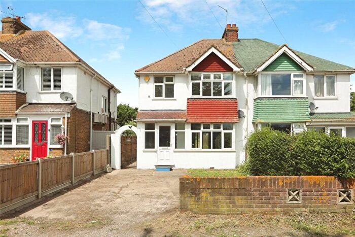 3 Bedroom Semi-Detached House For Sale In Lower Road, Minster On Sea, Kent, ME12