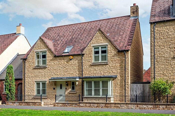 4 Bedroom Detached House For Sale In Summers Way, Moreton-In-Marsh, GL56