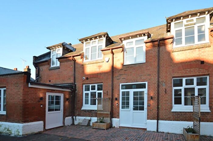 2 Bedroom Terraced House To Rent In Alma Road, Windsor, SL4