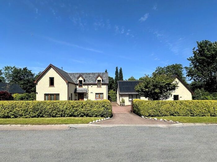 5 Bedroom Detached House For Sale In Crannoch & Crannoch Cottage, Nevis Bridge, Glen Nevis, Fort William, Inverness-Shire, PH33