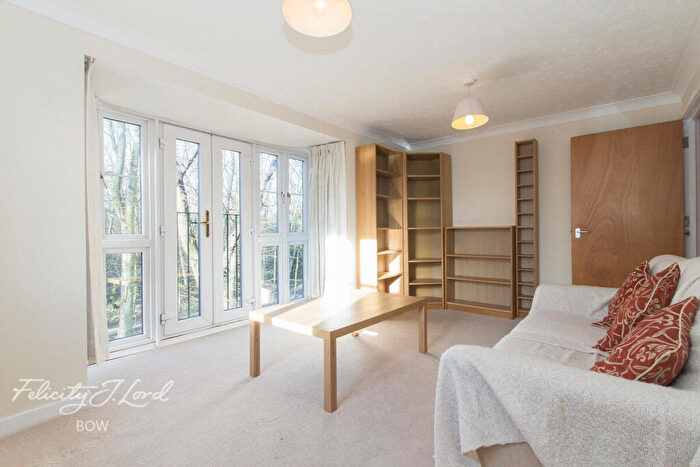 2 Bedroom Flat For Sale In Tidworth Road, London, E3