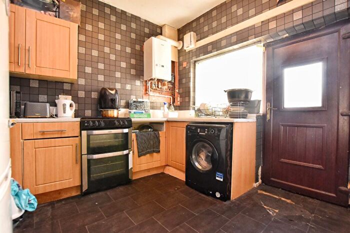 2 Bedroom End Of Terrace House For Sale In Copenhagen Street, Wardleworth, Rochdale, Greater Manchester, OL16