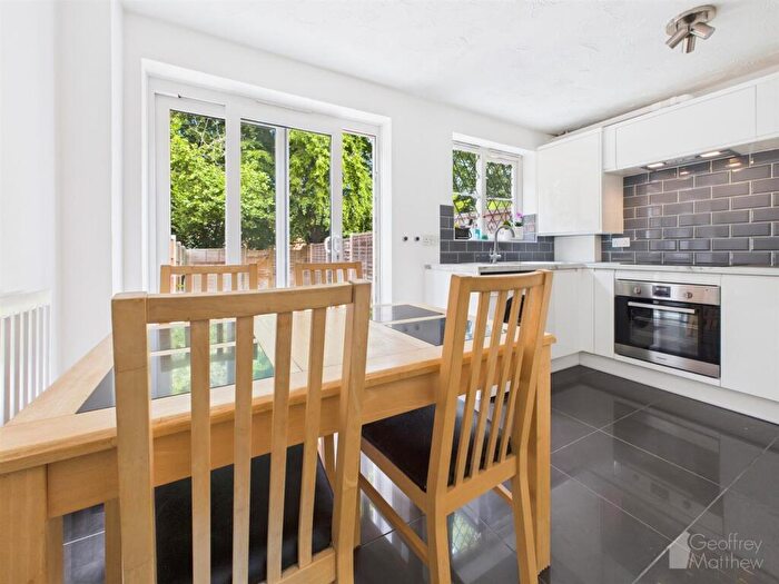 2 Bedroom House For Sale In Foyle Close, Great Ashby, Stevenage, SG1