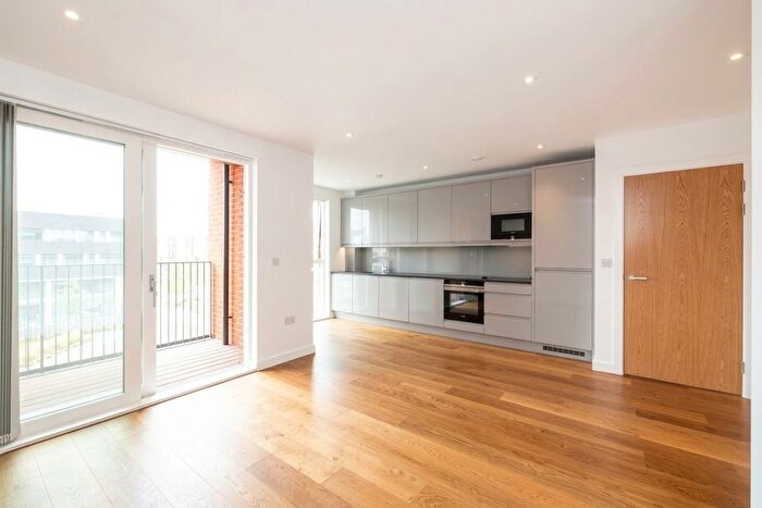 1 Bedroom Flat To Rent In Serenity House, Lismore Boulevard, London, NW9