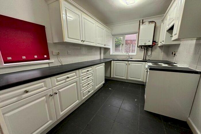 3 Bedroom Property To Rent In Dalefield Road, Normanton, WF6